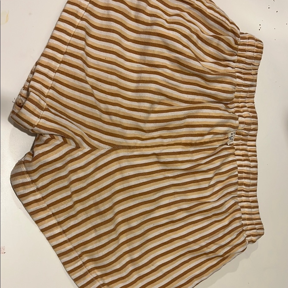 Billabong Brown and White Shorts - Picture 2 of 4